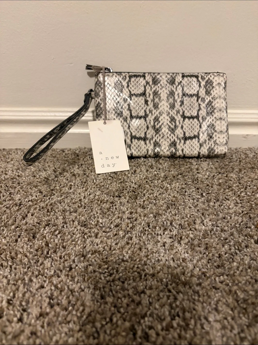 a new day Snake-Print Wristlet - Black & White